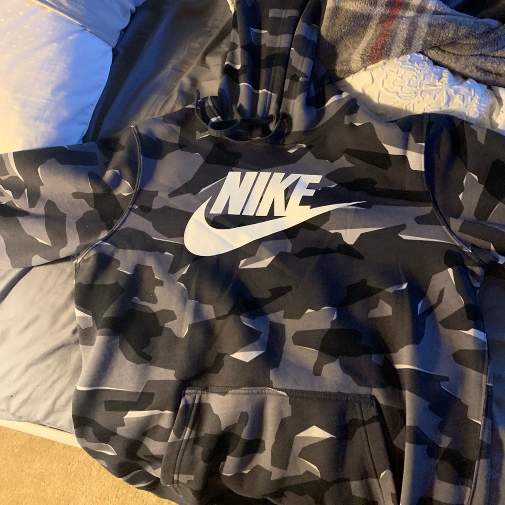 Nike hoodie